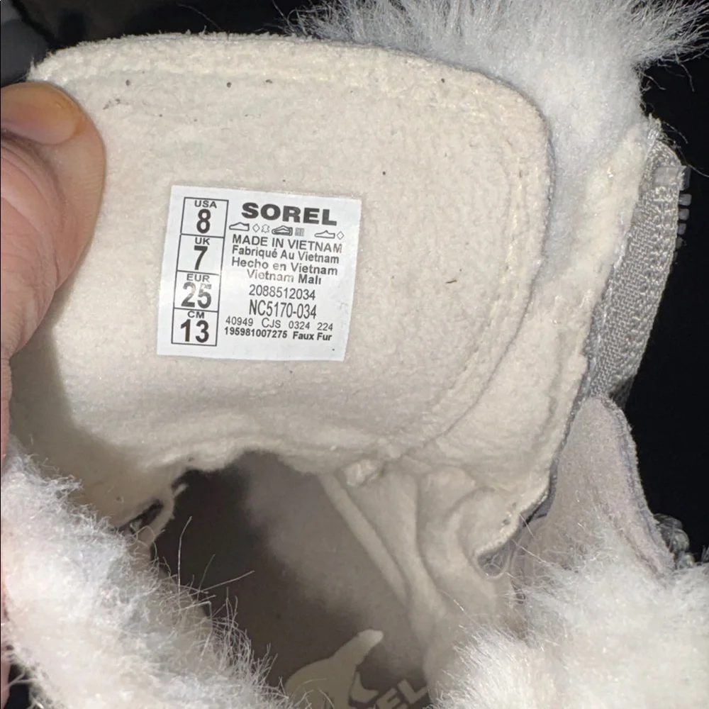 Sorel explorer iii